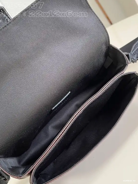 WIS VUITTON Wallet LOUIS Montsouris Wearable 0625